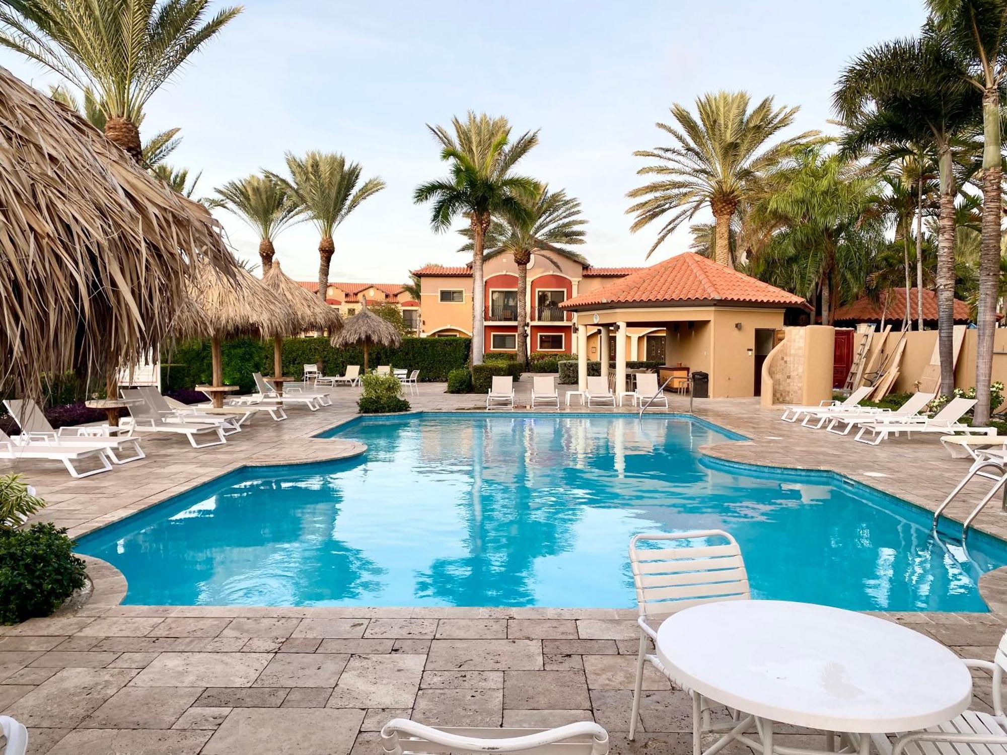 Casa Azure Aruba Villa Palm Beach Exterior photo